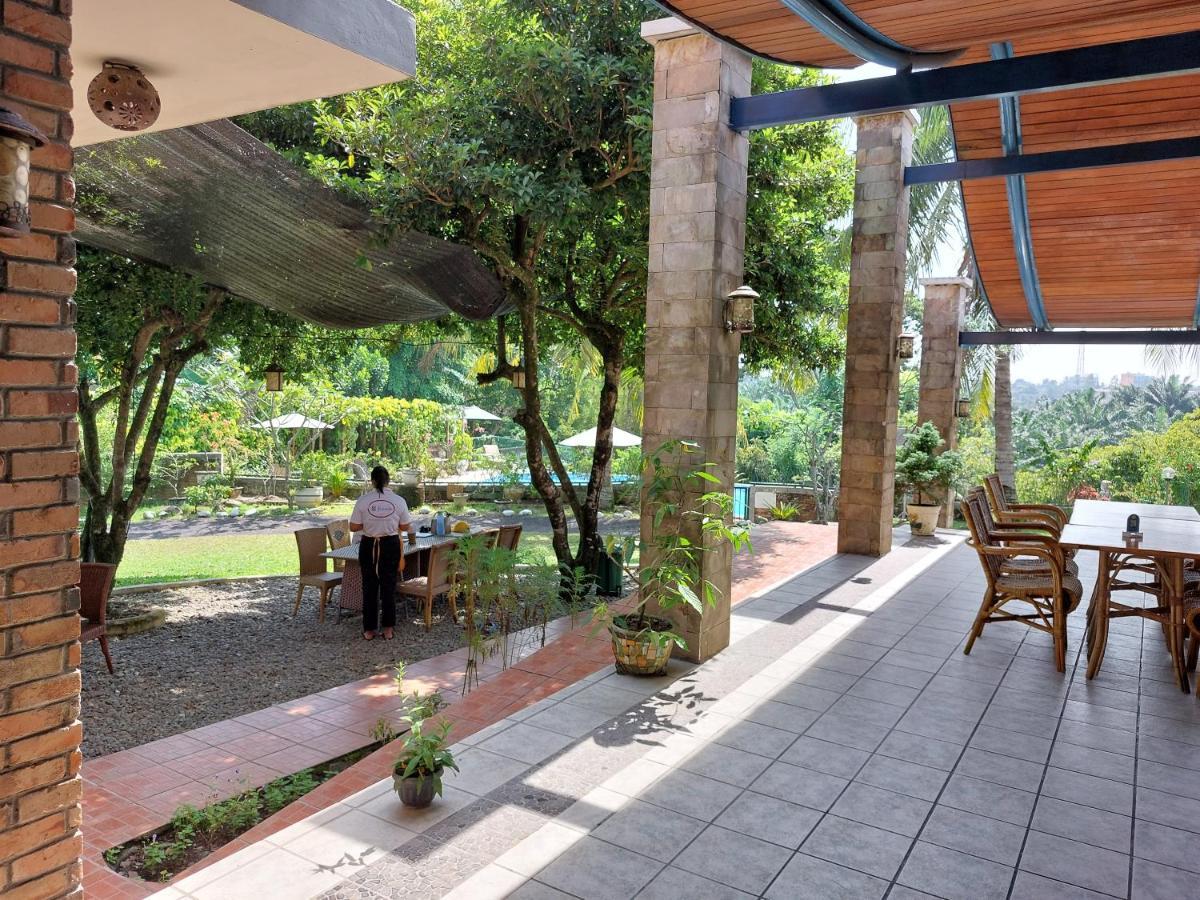 德利河酒店和欧兰达餐厅 棉兰 外观 照片